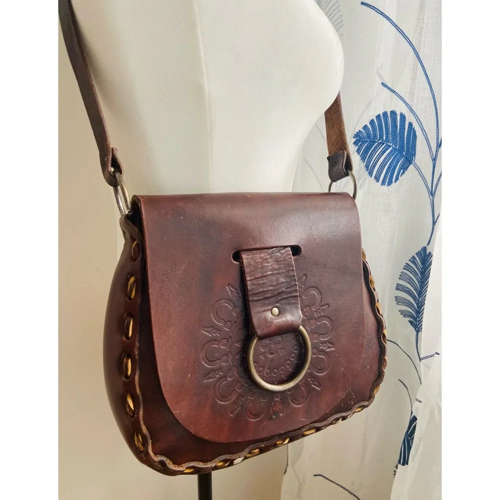 70s Vintage Boho Leather Bag - Picture 2 of 10